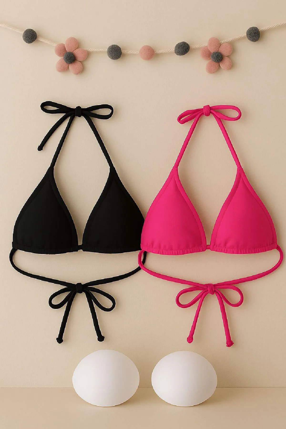 Kadın Siyah ve Fuşya Minimal Kesim Üçgen Bikini Üstü